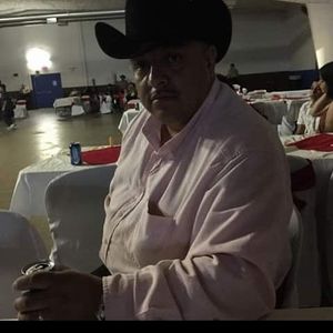 Meet your Posher, Arnoldo